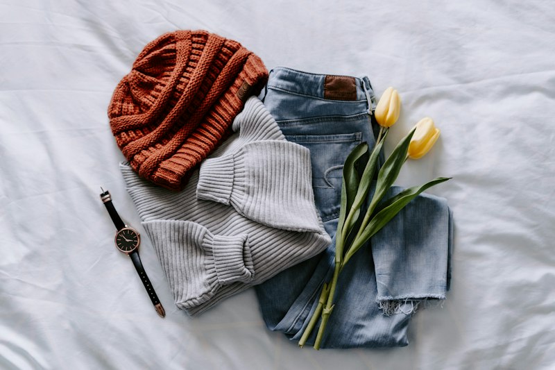 Áo Thun Cổ Tim Nữ Vải Tencel Mềm Mát